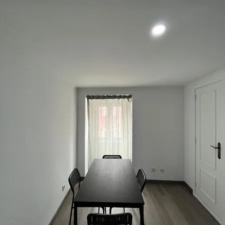 Center 3 Modern Apartmemt *